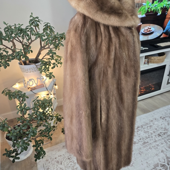 Ntural Mink Fur Vintage Luxury Elegant Brown Fur Coat See Pics For Mesurments - Picture 7 of 16